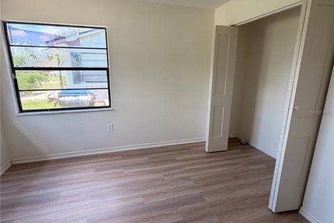 Снять в аренду квартиру в Киссимми, Флорида 2 спальни, 122.91м2, № 2199225 - фото 12