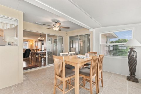 Villa ou maison à vendre à Port Charlotte, Floride: 2 chambres, 148.36 m2 № 2410678 - photo 9
