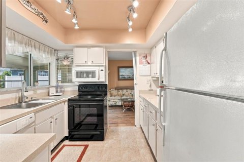 Villa ou maison à vendre à Port Charlotte, Floride: 2 chambres, 148.36 m2 № 2410678 - photo 14