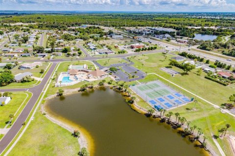 Villa ou maison à vendre à Port Charlotte, Floride: 2 chambres, 148.36 m2 № 2410678 - photo 22