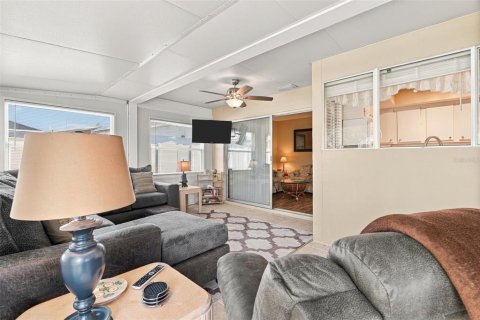 Villa ou maison à vendre à Port Charlotte, Floride: 2 chambres, 148.36 m2 № 2410678 - photo 8