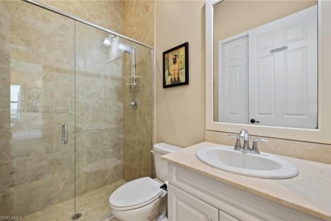 House in Ave Maria, Florida 4 bedrooms, 302.68 sq.m. № 1938667 - photo 29