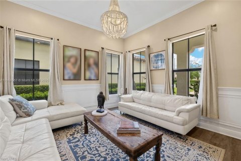 House in Ave Maria, Florida 4 bedrooms, 302.68 sq.m. № 1938667 - photo 4