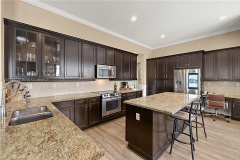 House in Ave Maria, Florida 4 bedrooms, 302.68 sq.m. № 1938667 - photo 13
