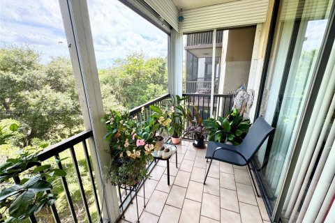 Copropriété à louer à Lauderhill, Floride: 1 chambre, 77.39 m2 № 2085284 - photo 9