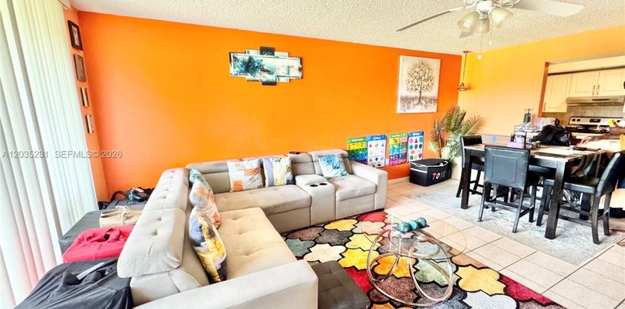 Condo à Lauderhill, Floride, 1 chambre  № 2085284