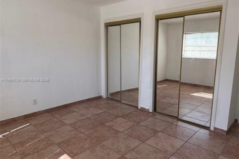 Condominio en alquiler en Plantation, Florida, 2 dormitorios, 76.92 m2 № 2026319 - foto 18