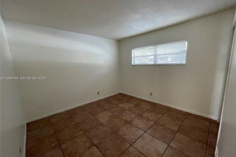 Condominio en alquiler en Plantation, Florida, 2 dormitorios, 76.92 m2 № 2026319 - foto 30