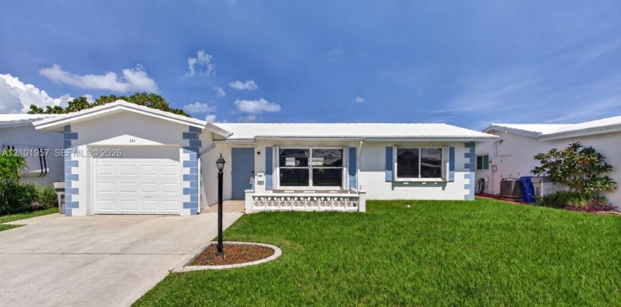 Villa ou maison à Pompano Beach, Floride 2 chambres, 128.02 m2 № 2411984
