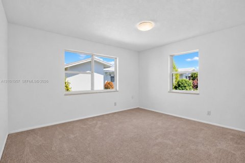 Villa ou maison à vendre à Pompano Beach, Floride: 2 chambres, 128.02 m2 № 2411984 - photo 19