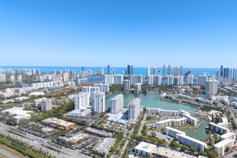 Copropriété à vendre à Aventura, Floride: 1 chambre, 71.16 m2 № 2026574 - photo 29