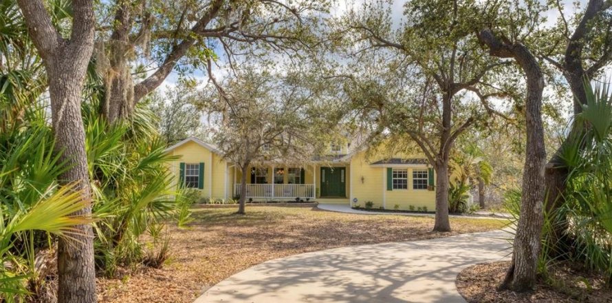 House in Port Charlotte, Florida 5 bedrooms, 259.57 sq.m. № 1548742