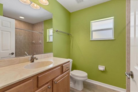House in Port Charlotte, Florida 5 bedrooms, 259.57 sq.m. № 1548742 - photo 21