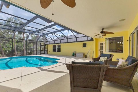 House in Port Charlotte, Florida 5 bedrooms, 259.57 sq.m. № 1548742 - photo 29
