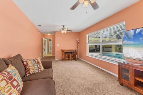 House in Port Charlotte, Florida 5 bedrooms, 259.57 sq.m. № 1548742 - photo 26