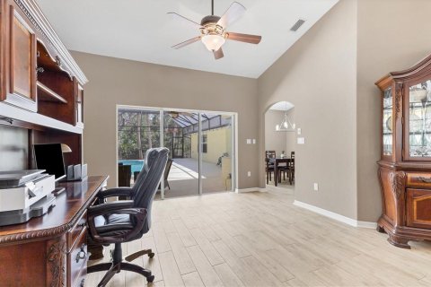 House in Port Charlotte, Florida 5 bedrooms, 259.57 sq.m. № 1548742 - photo 18