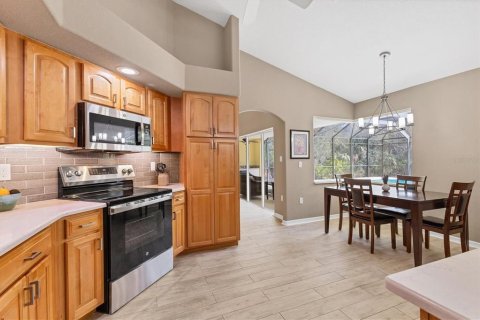 House in Port Charlotte, Florida 5 bedrooms, 259.57 sq.m. № 1548742 - photo 7