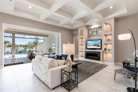 House in Bradenton, Florida 5 bedrooms, 343.92 sq.m. № 1587269 - photo 12