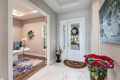 House in Bradenton, Florida 5 bedrooms, 343.92 sq.m. № 1587269 - photo 5