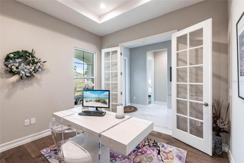 House in Bradenton, Florida 5 bedrooms, 343.92 sq.m. № 1587269 - photo 7