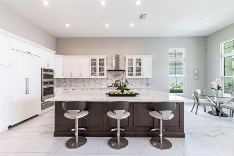 House in Bradenton, Florida 5 bedrooms, 343.92 sq.m. № 1587269 - photo 18