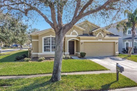 House in Orlando, Florida 4 bedrooms, 202.53 sq.m. № 1212105 - photo 3