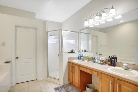 House in Orlando, Florida 4 bedrooms, 202.53 sq.m. № 1212105 - photo 25