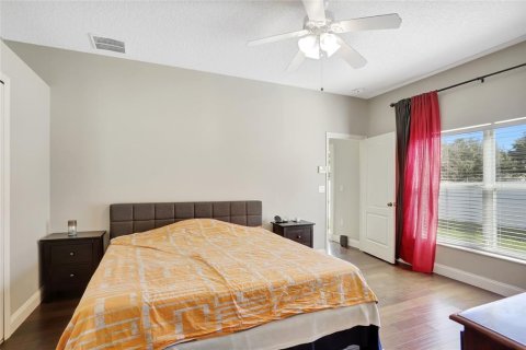 House in Orlando, Florida 4 bedrooms, 202.53 sq.m. № 1212105 - photo 21