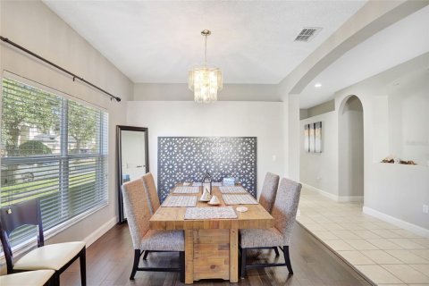 House in Orlando, Florida 4 bedrooms, 202.53 sq.m. № 1212105 - photo 7