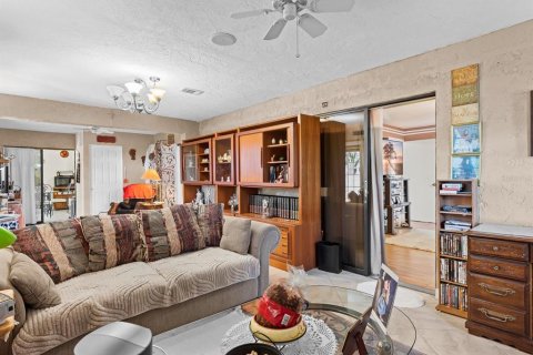 Casa en venta en Rockledge, Florida, 3 dormitorios, 194.72 m2 № 1590671 - foto 19
