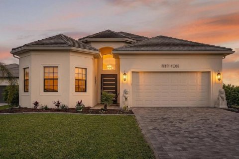 House in Palm Coast, Florida 3 bedrooms, 273.97 sq.m. № 2223559 - photo 3