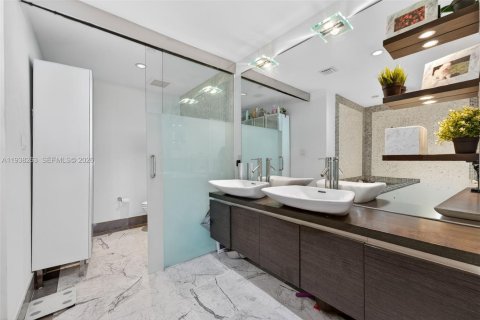 Купить кондоминиум в Майами, Флорида 1 спальня, 74.23м2, № 1996101 - фото 12