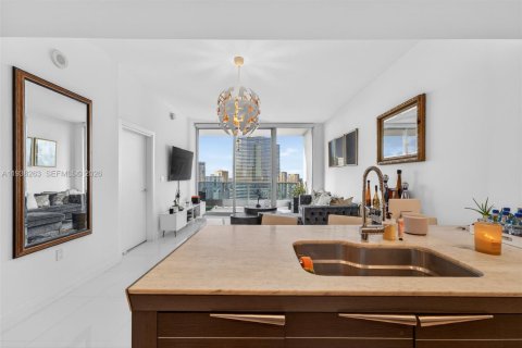 Купить кондоминиум в Майами, Флорида 1 спальня, 74.23м2, № 1996101 - фото 5