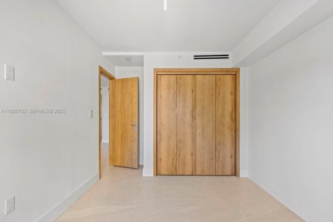 Condo in Miami, Florida, 3 bedrooms  № 1986617 - photo 10