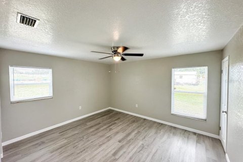 Villa ou maison à vendre à Haines City, Floride: 3 chambres, 93.92 m2 № 2394041 - photo 21