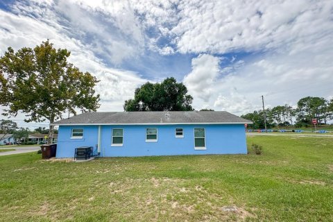 Villa ou maison à vendre à Haines City, Floride: 3 chambres, 93.92 m2 № 2394041 - photo 27