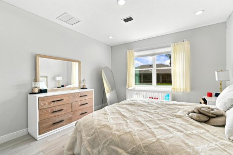 House in Port St. Lucie, Florida 3 bedrooms, 191.29 sq.m. № 2171816 - photo 22
