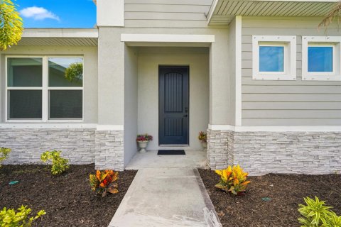 House in Port St. Lucie, Florida 3 bedrooms, 191.29 sq.m. № 2171816 - photo 5
