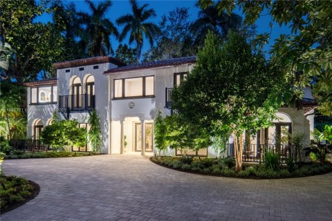 Casa en venta en Miami, Florida, 6 dormitorios, 507.06 m2 № 1937309 - foto 1