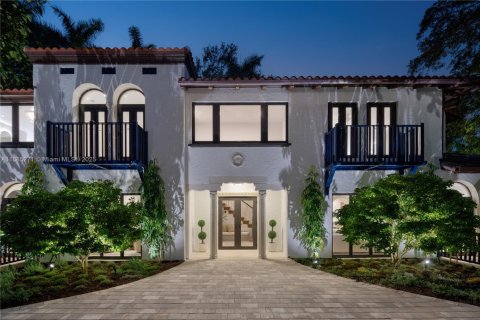 Villa ou maison à vendre à Miami, Floride: 6 chambres, 507.06 m2 № 1937309 - photo 3