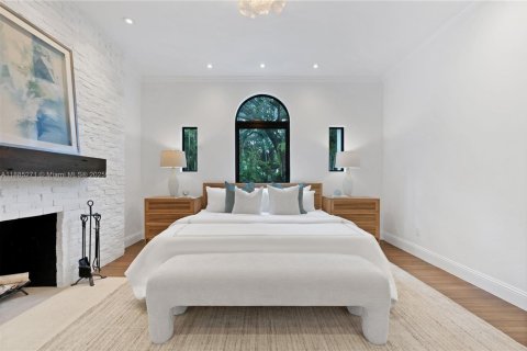 Купить виллу или дом в Майами, Флорида 6 спален, 507.06м2, № 1937309 - фото 24