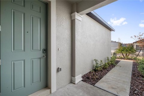 Casa en alquiler en Land O' Lakes, Florida, 3 dormitorios, 138.05 m2 № 2093244 - foto 2