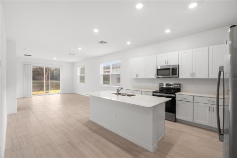 Casa en alquiler en Land O' Lakes, Florida, 3 dormitorios, 138.05 m2 № 2093244 - foto 16
