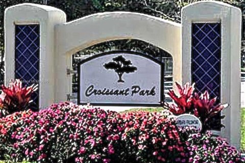 House in Fort Lauderdale, Florida 1 bedroom, 46.45 sq.m. № 1939207 - photo 28