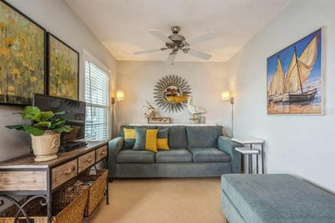 Condo in Saint Petersburg, Florida, 1 bedroom  № 1524176 - photo 5