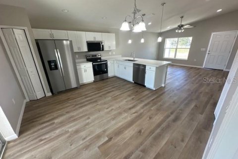 House in Belleview, Florida 3 bedrooms, 109.72 sq.m. № 1725400 - photo 3