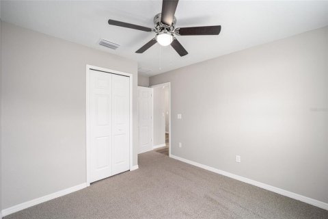 House in Belleview, Florida 3 bedrooms, 109.72 sq.m. № 1725400 - photo 13