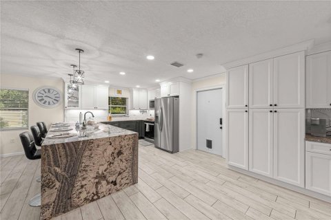 Villa ou maison à vendre à Ocala, Floride: 3 chambres, 139.73 m2 № 2415020 - photo 9