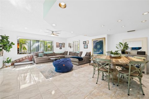 Touwnhouse à Pompano Beach, Floride 3 chambres, 153.29 m2 № 2078477