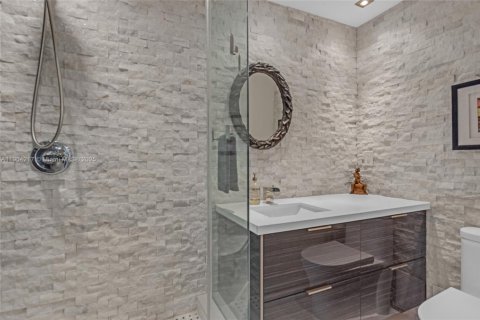 Copropriété à vendre à Hallandale Beach, Floride: 2 chambres, 80.82 m2 № 1955371 - photo 17